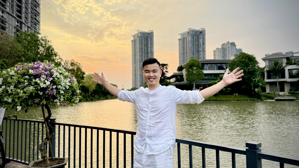 Bìa bài: Trí Tuệ Tài Chính Của Doanh Nhân Lượng Tử: Nghệ Thuật Tiêu Tiền Như Một Người Đang Xây Đế Chế